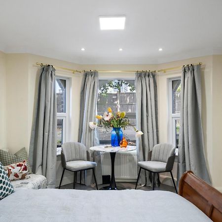 Leamington Park Studio With Parking Londres Exterior foto